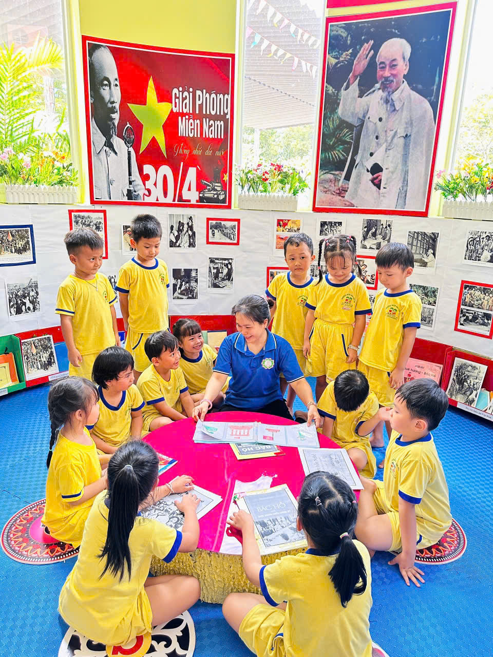 BÁO BÁO KHÔNG GIAN VĂN HOÁ BÁC HỒ